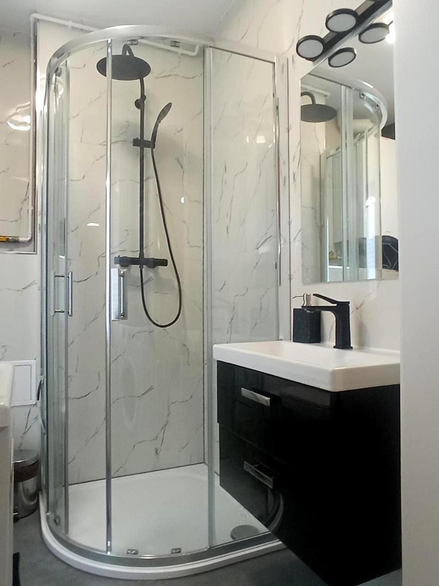 Apartament Wolnosci Jelenia Gora Ngoại thất bức ảnh